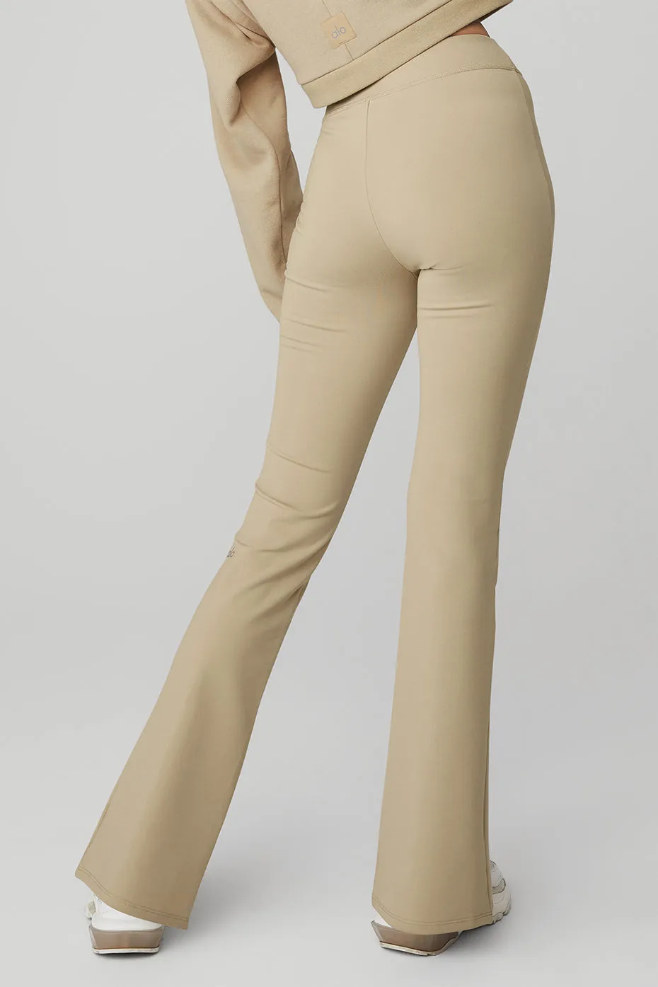 Airbrush High-Waist Flutter Legging - California Sand