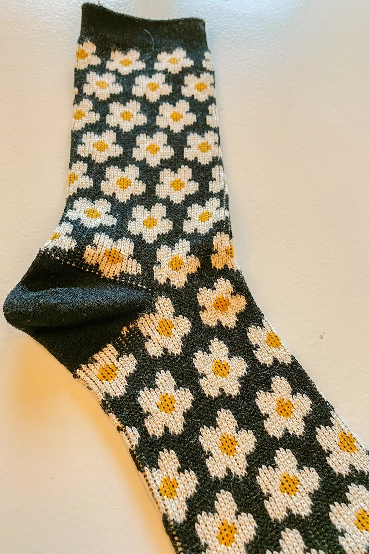 Daisy Socks in Black