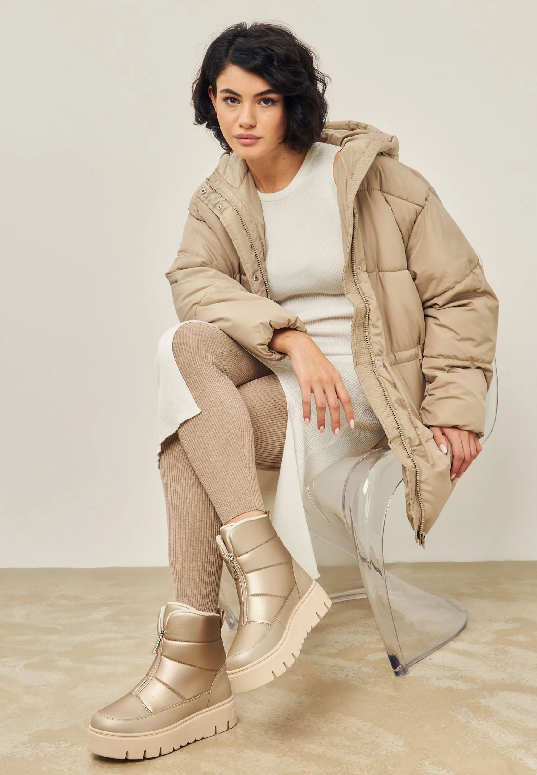 Elegant Winter Snow Boots - Beige