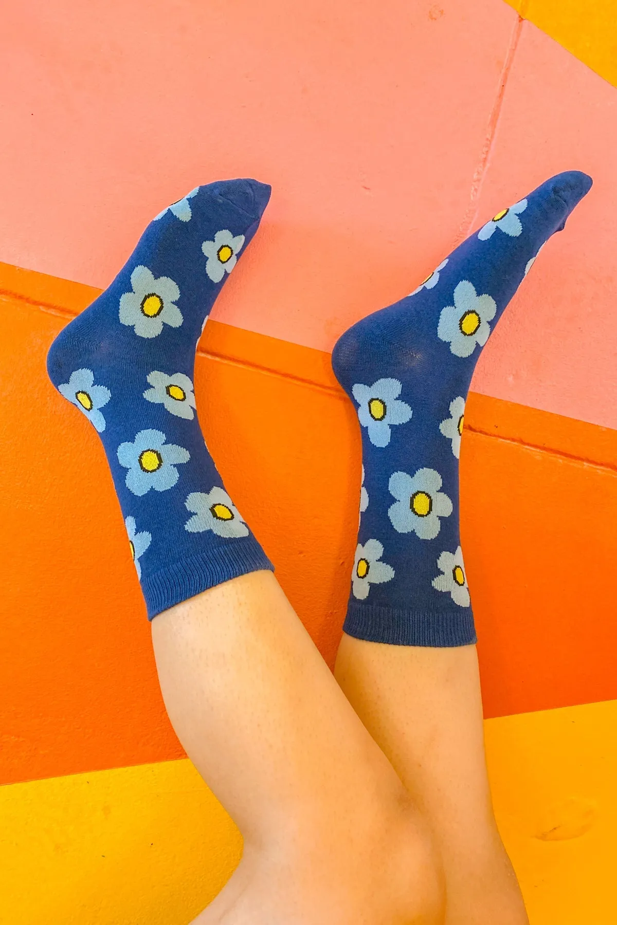 Flower Socks in Candy Blue