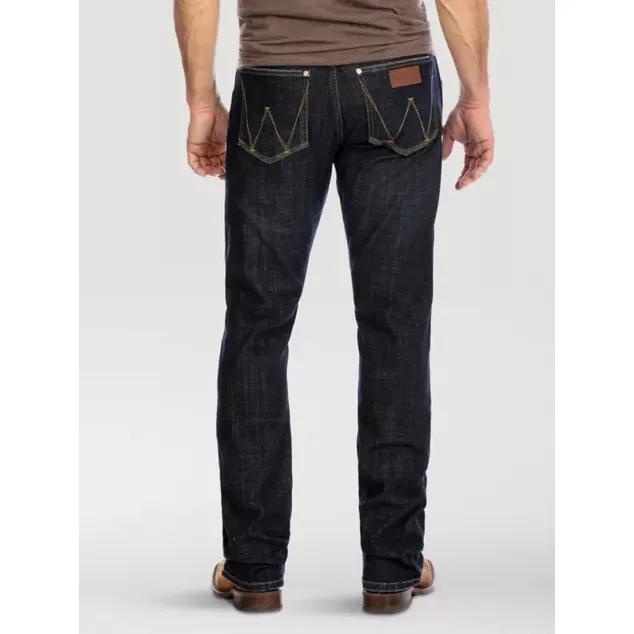 MEN'S WRANGLER RETRO® SLIM FIT BOOTCUT JEAN IN DAX