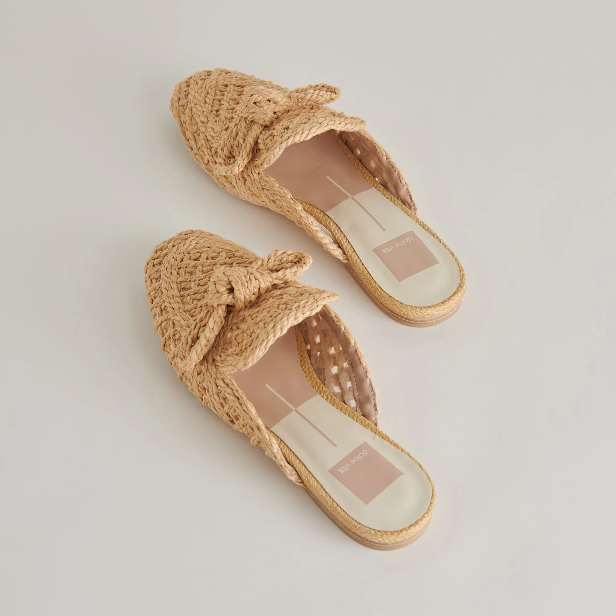 Natural Raffia Sabor Flats - Lightweight and Stylish Footwear