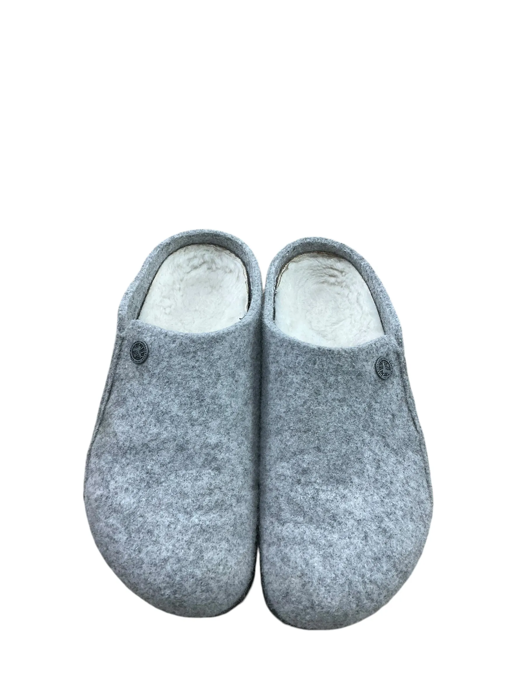 Shoes Flats By Birkenstock In Grey, Size: 7.5