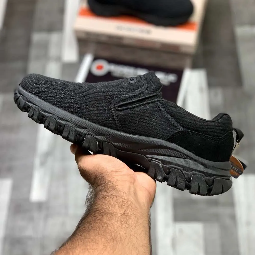 Skecherrs Dlux Trail Goodyear Sole "Black"