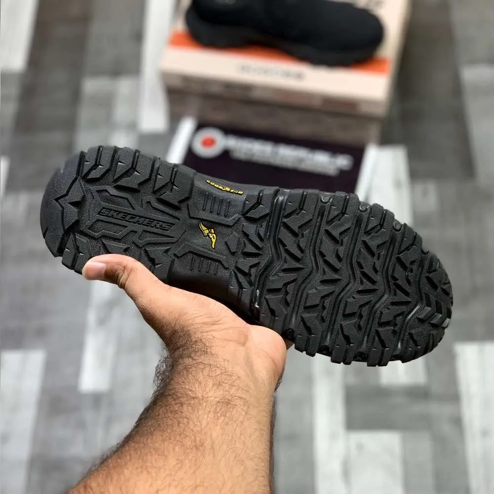 Skecherrs Dlux Trail Goodyear Sole "Black"