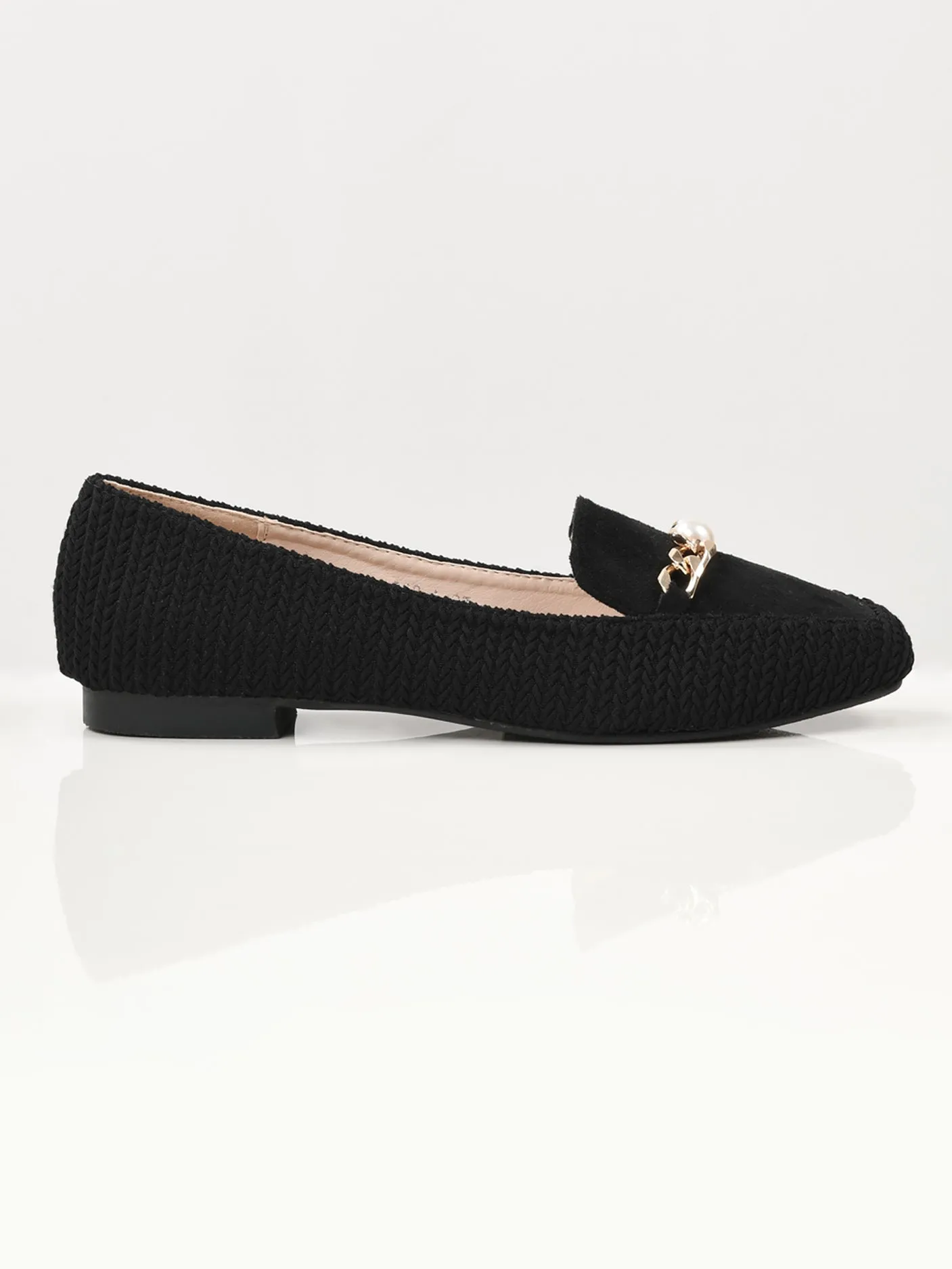 Textured Chain Shoes - Black